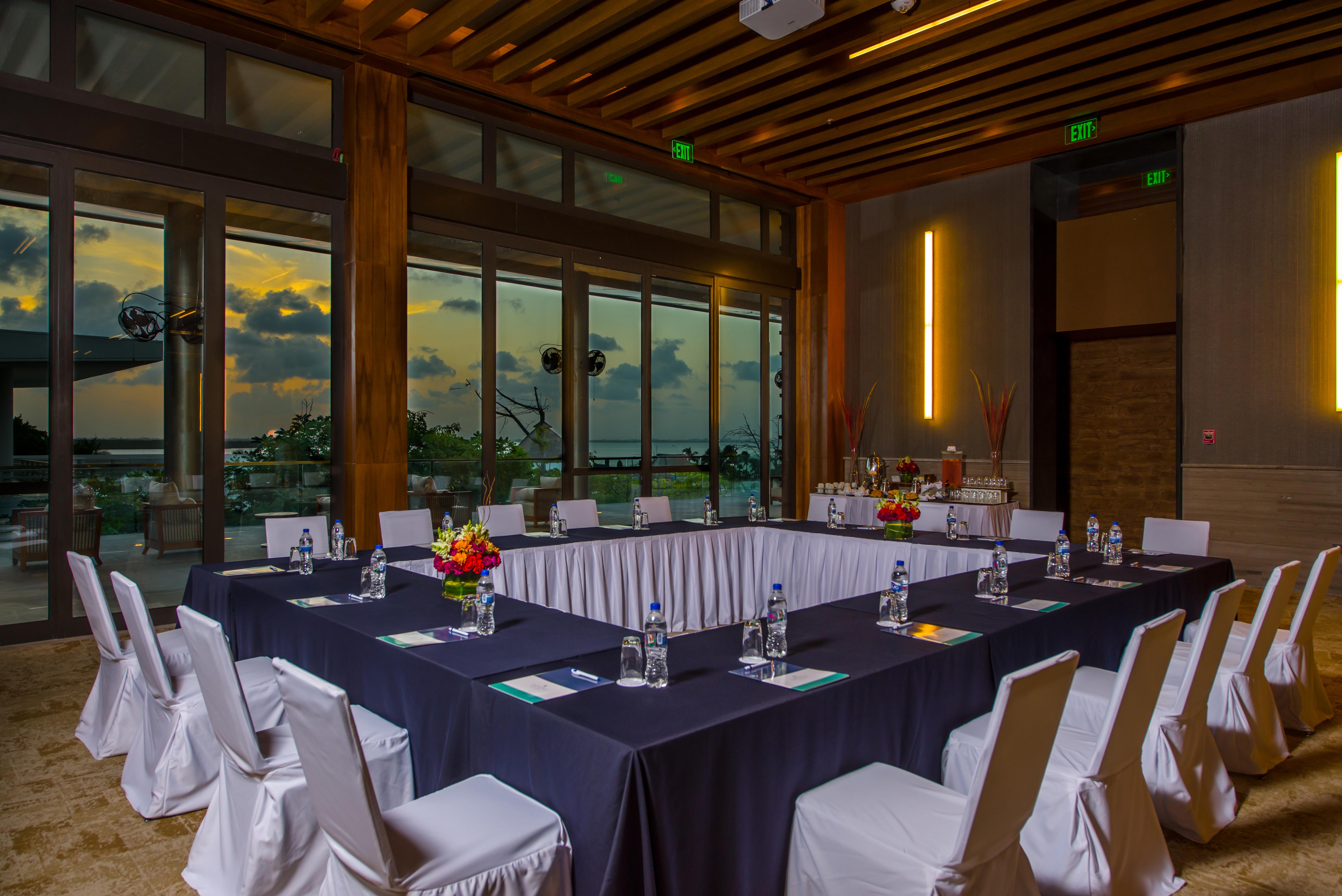 Emporio Cancún Esterno foto